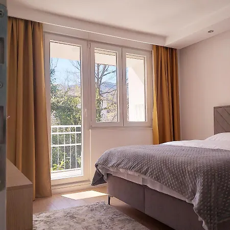 Neyla Appartement *